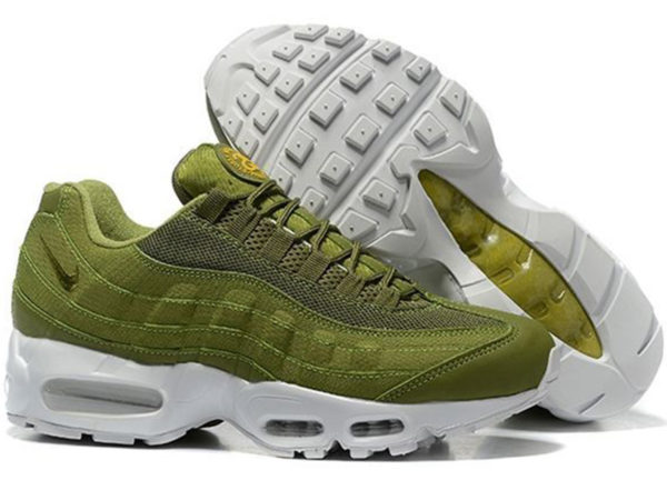 Nike Air Max 95 x Stussy зеленые с белым (40-45)