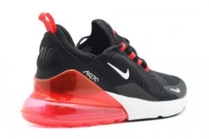 Nike Air Max 270 черно-белые с красным (40-44)